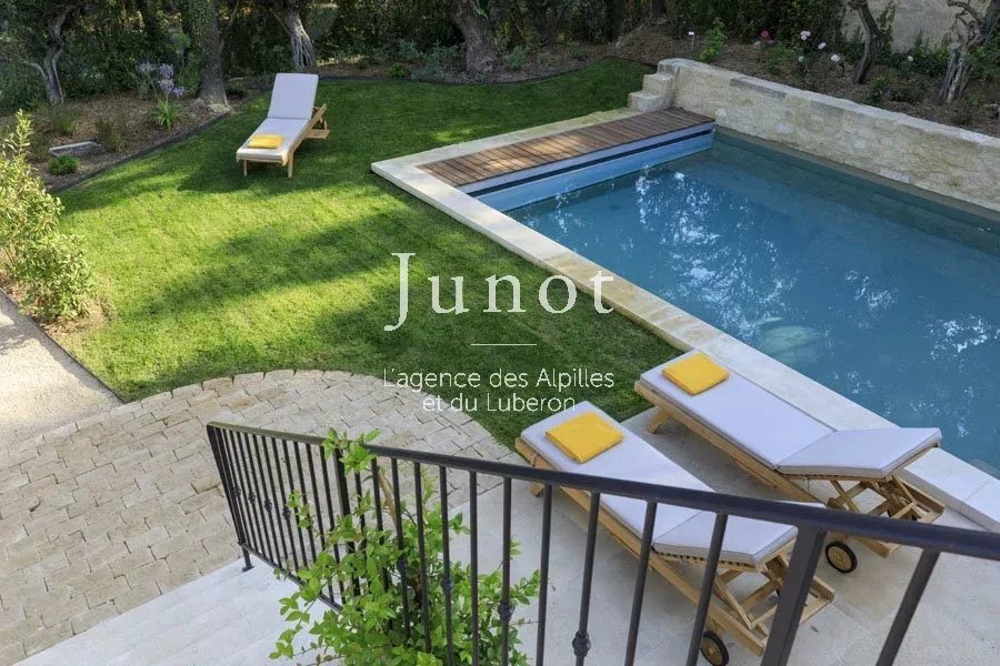 Country House in Saint-Rémy-de-Provence, Provence-Alpes-Côte d'Azur, France 2 - 13686680