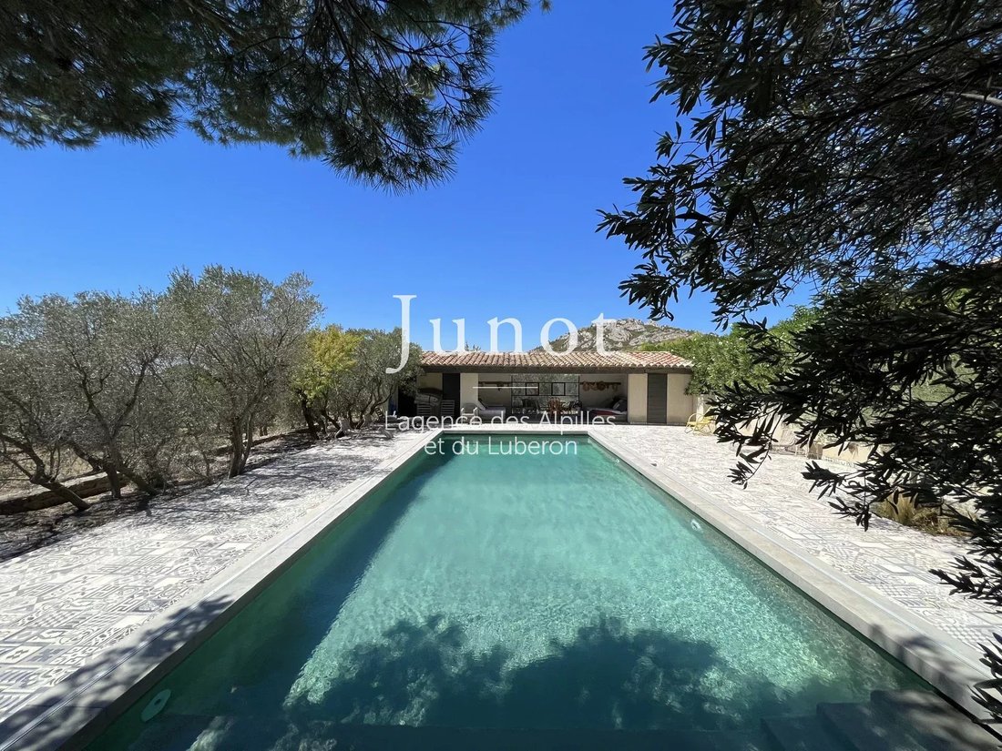 Country House in Mouriès, Provence-Alpes-Côte d'Azur, France 2 - 13687062