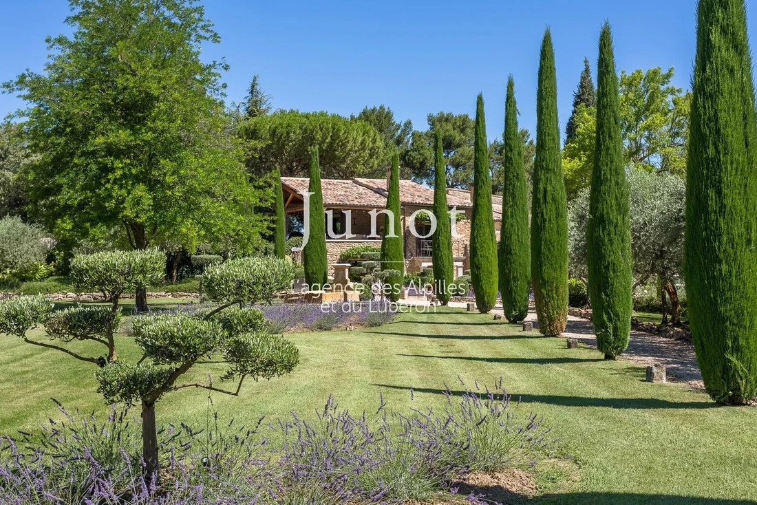 Country House in Oppède, Provence-Alpes-Côte d'Azur, France 1 - 13688493