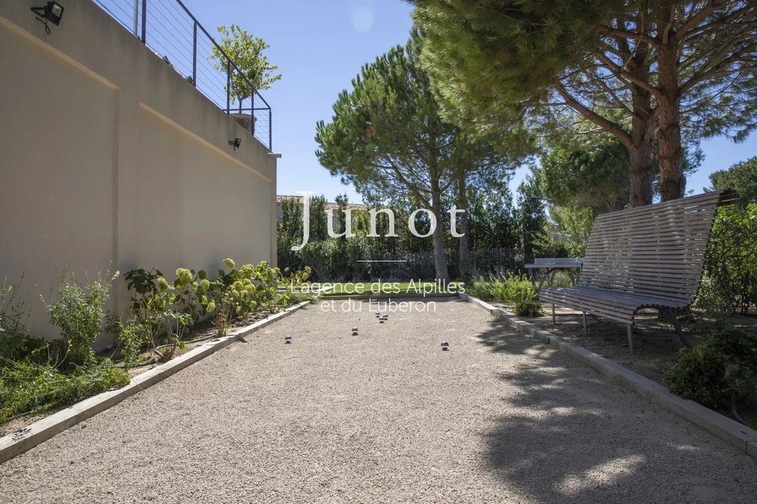 Villa in Saint-Rémy-de-Provence, Provence-Alpes-Côte d'Azur, France 5 - 13686881