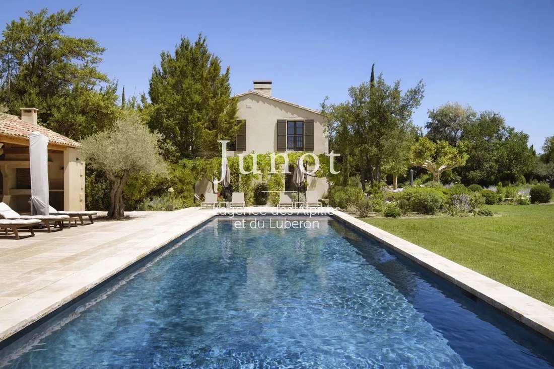 Country House in Saint-Rémy-de-Provence, Provence-Alpes-Côte d'Azur, France 4 - 13688561
