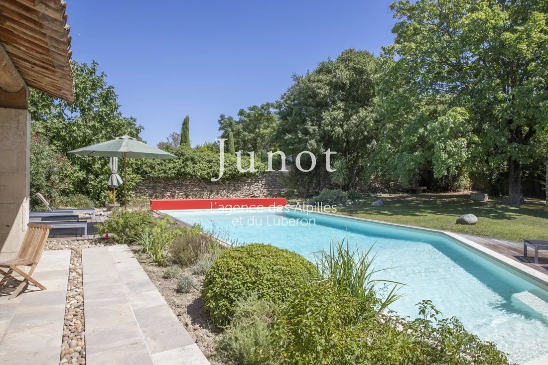 Country House in Saint-Rémy-de-Provence, Provence-Alpes-Côte d'Azur, France 2 - 13688441
