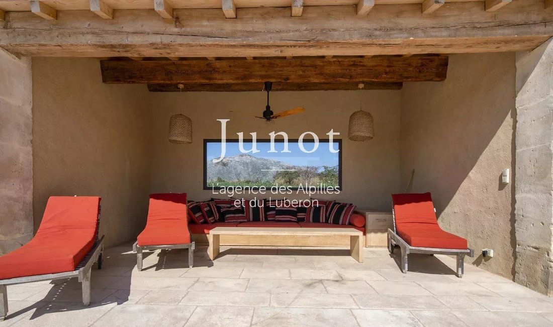 Country House in Eygalières, Provence-Alpes-Côte d'Azur, France 2 - 13687003