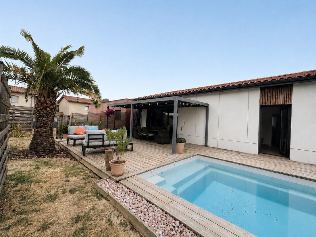 House in Casse Martin, L'Isle-Jourdain, France 2 - 18531776