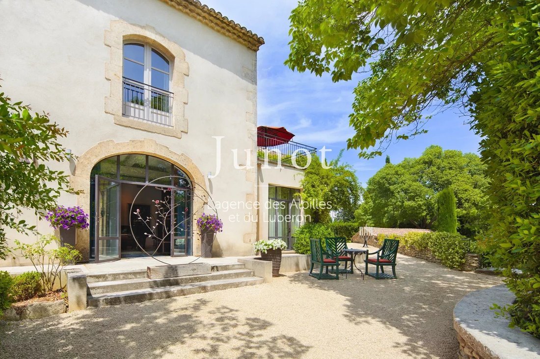 Country House in Saint-Rémy-de-Provence, Provence-Alpes-Côte d'Azur, France 4 - 18526530