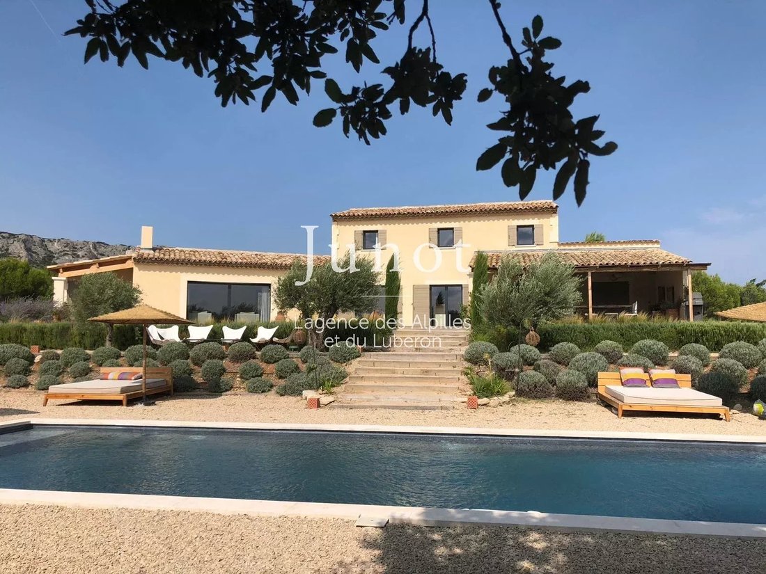 House in Mérindol, Provence-Alpes-Côte d'Azur, France 1 - 13686655