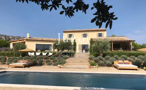 House in Mérindol, Provence-Alpes-Côte d'Azur, France 1