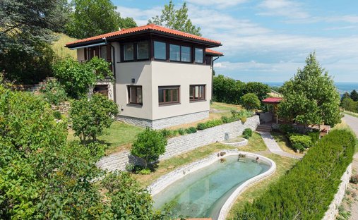 House in Höfling, Styria, Austria 1