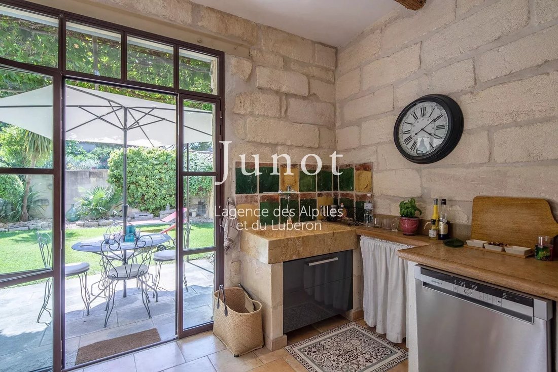 House in Maillane, Provence-Alpes-Côte d'Azur, France 4 - 13688156