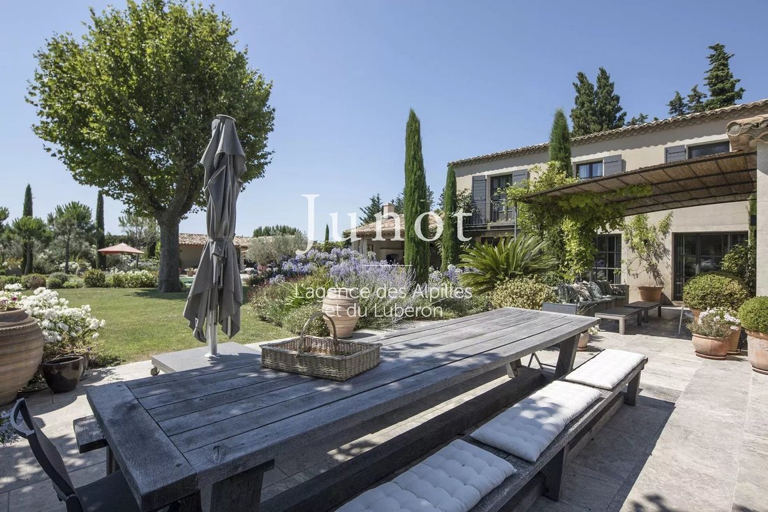 Country House in Hôtel de Ville-Planchette, Levallois-Perret, France 4 - 13687930