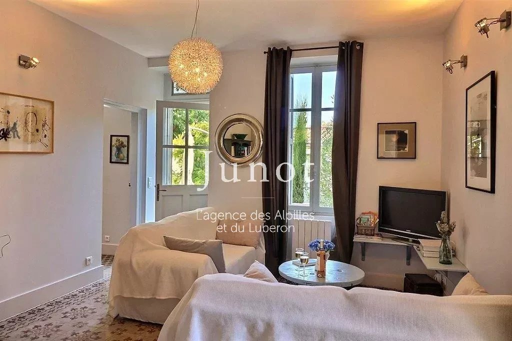House in Saint-Rémy-de-Provence, Provence-Alpes-Côte d'Azur, France 4 - 13686559