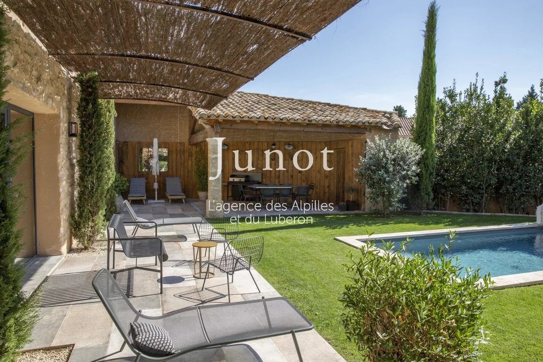 Country House in Maussane-les-Alpilles, Provence-Alpes-Côte d'Azur, France 4 - 13686743