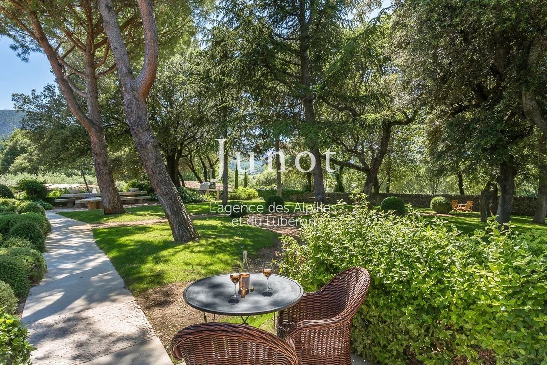 Country House in Oppède, Provence-Alpes-Côte d'Azur, France 5 - 13688493