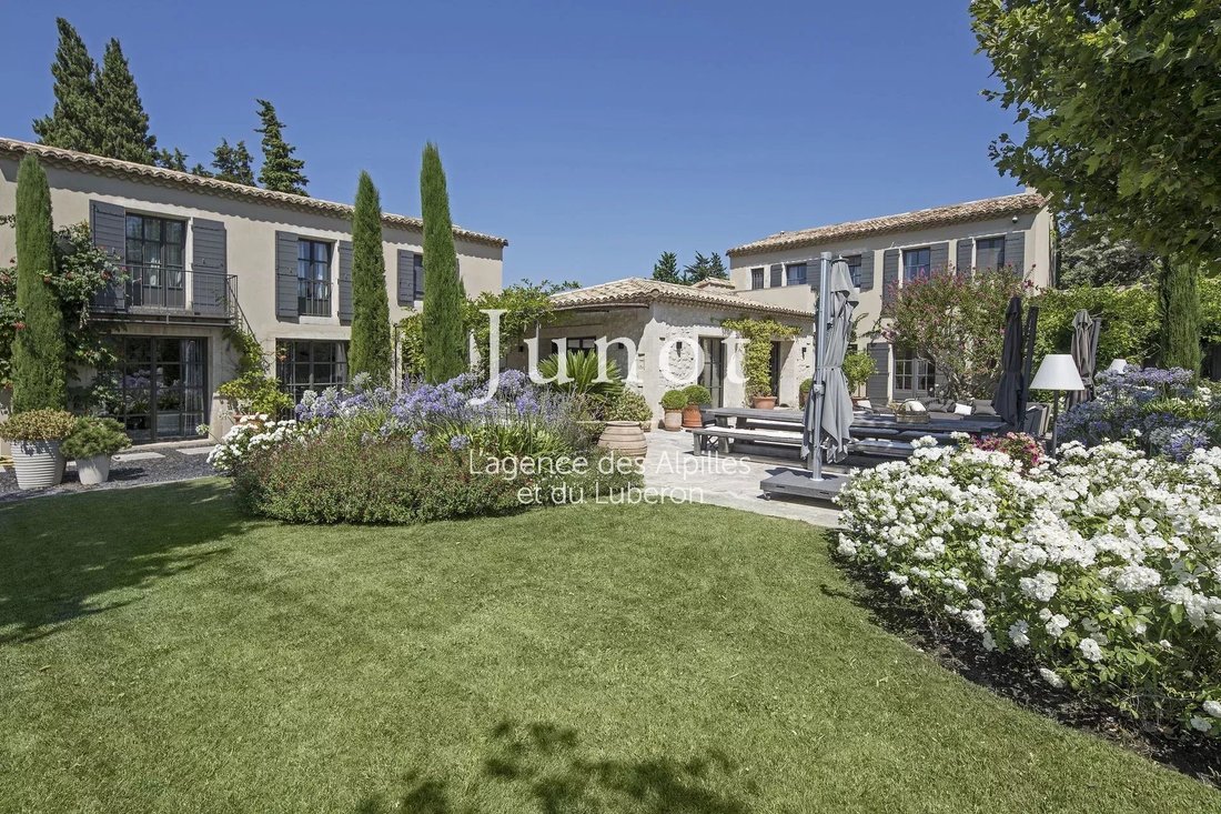 Country House in Hôtel de Ville-Planchette, Levallois-Perret, France 5 - 13687930
