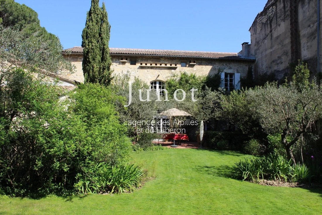 Estate in Abbaye-La Motte, Avignon, France 1 - 18526523