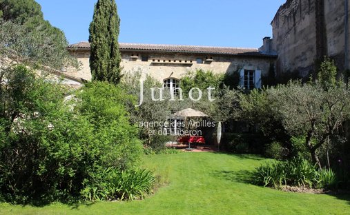 Estate in Abbaye-La Motte, Avignon, France 1