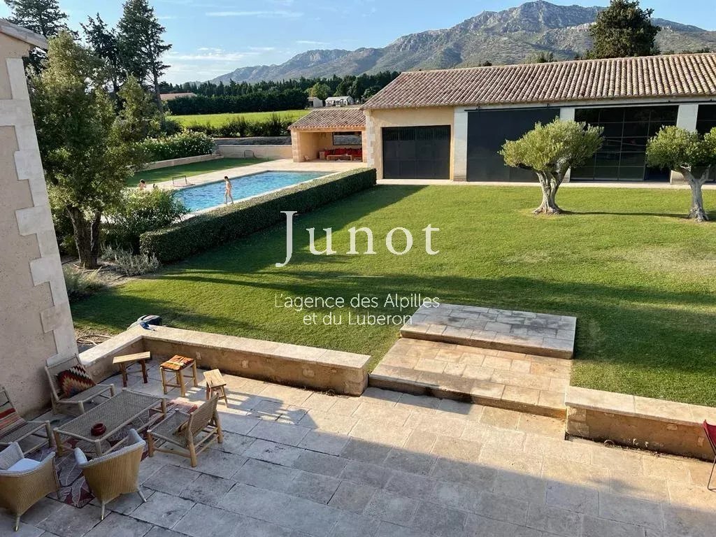 Country House in Eygalières, Provence-Alpes-Côte d'Azur, France 4 - 13687003