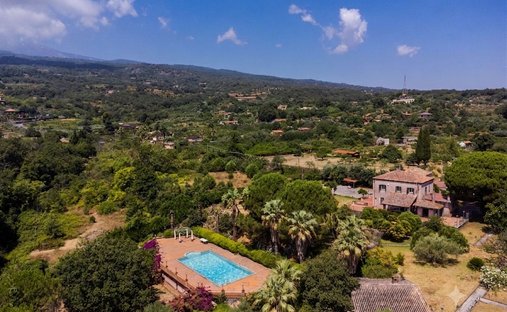 Villa à Piedimonte Etneo, Sicile, Italie 1