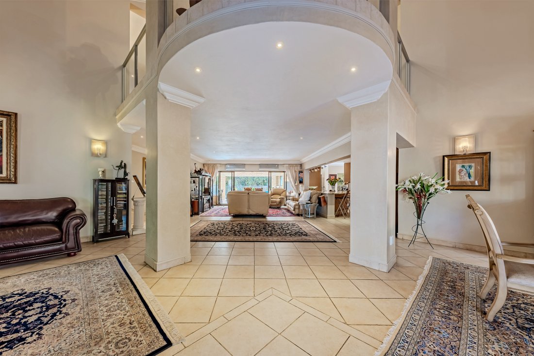Estate in Featherbrooke Estate, Gauteng, South Africa 2 - 18531621