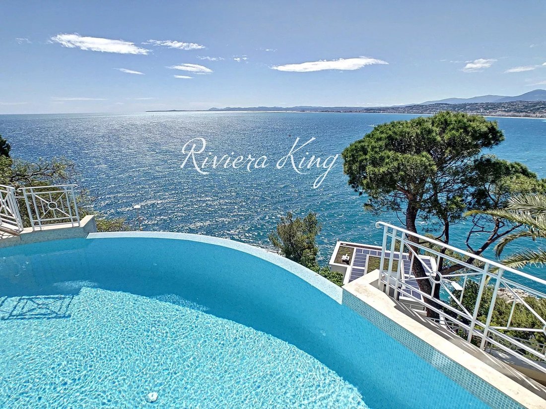 House in French Riviera, Provence-Alpes-Côte d'Azur, France 1 - 12409828