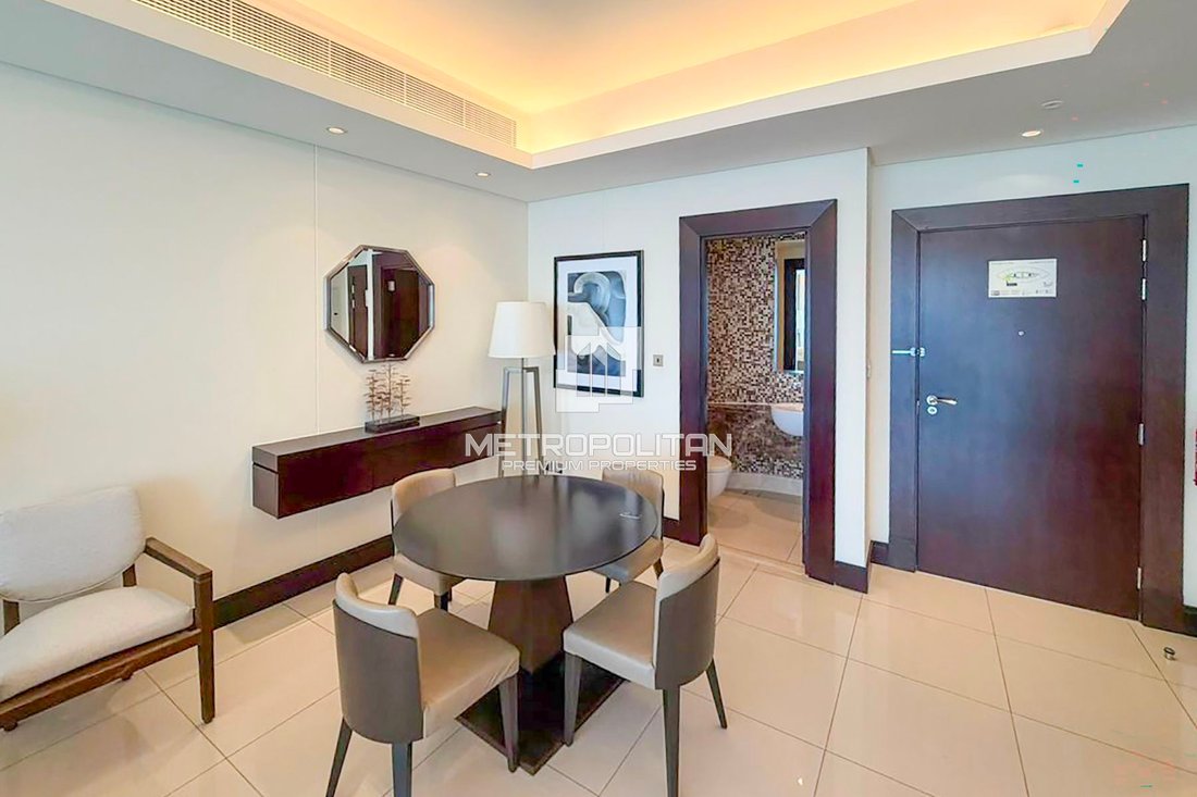 Apartment in Burj Khalifa Lake, Downtown Dubai, Dubai 4 - 18531622