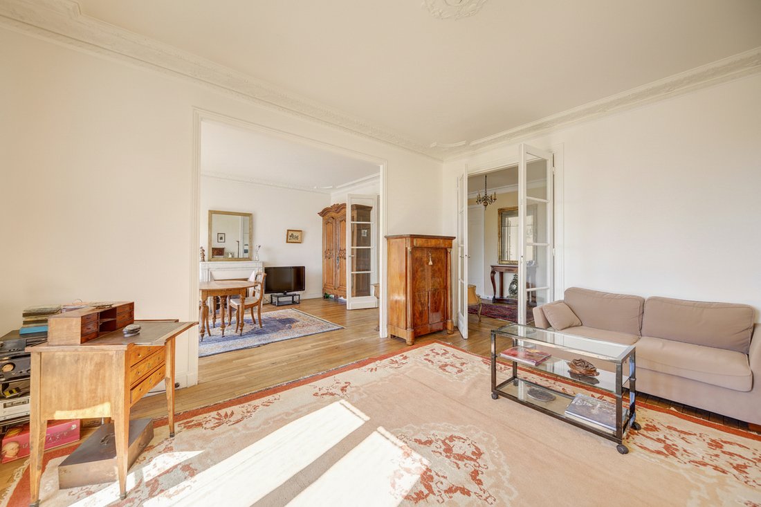 Apartment in Auteuil Nord, Paris 16e Arrondissement, Paris 2 - 18531576