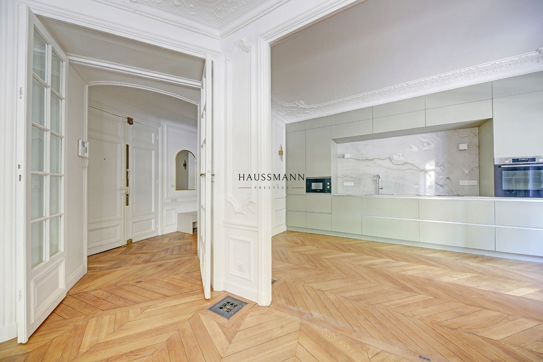 Apartment in Ecole Militaire, Paris 7e Arrondissement, Paris 5 - 18531582
