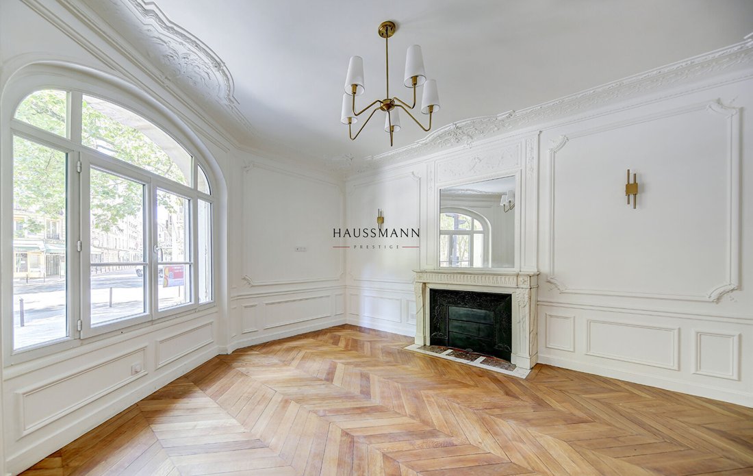 Apartment in Ecole Militaire, Paris 7e Arrondissement, Paris 2 - 18531582
