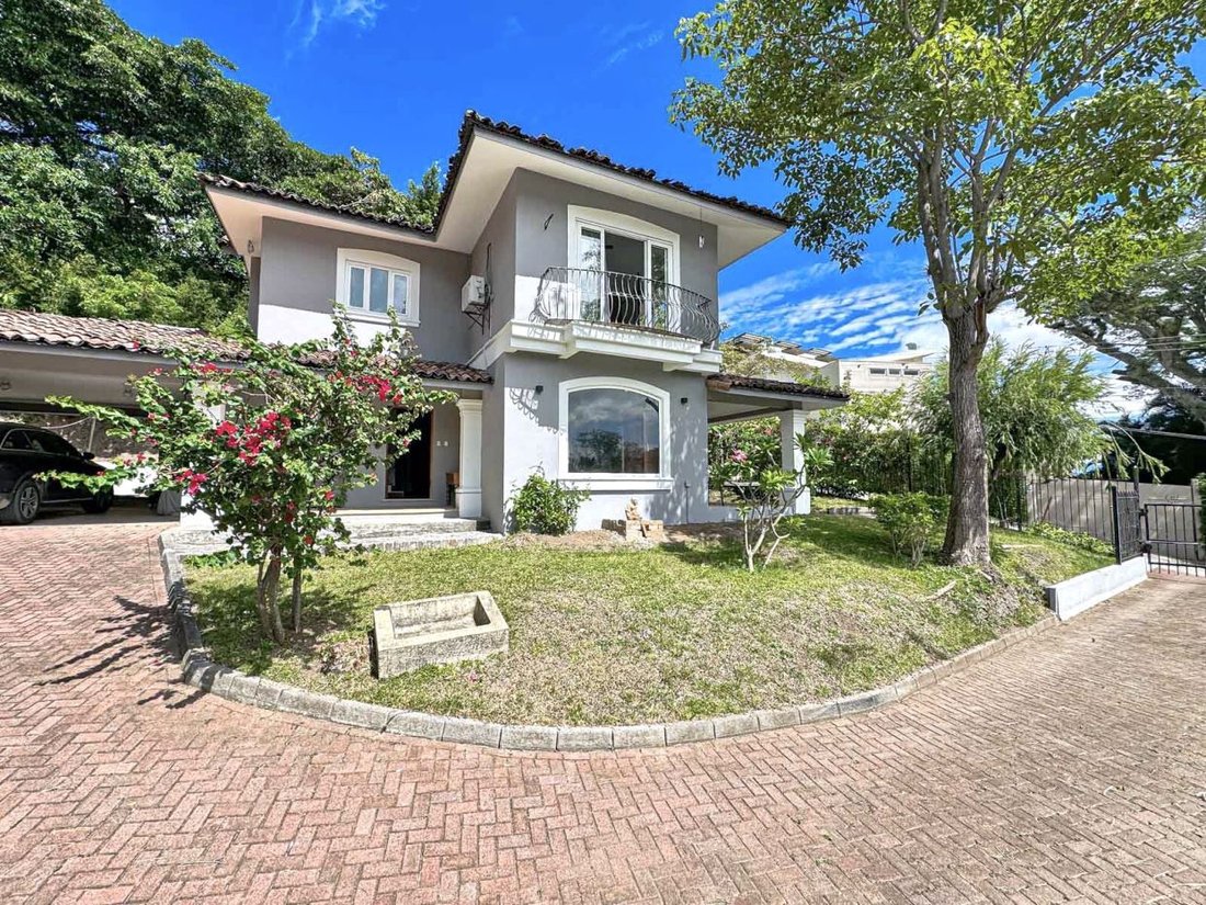 House in Escazu, San José Province, Costa Rica 3 - 18531649