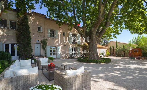 Casa de Campo en Maussane-les-Alpilles, Provenza-Alpes-Costa Azul, Francia 1