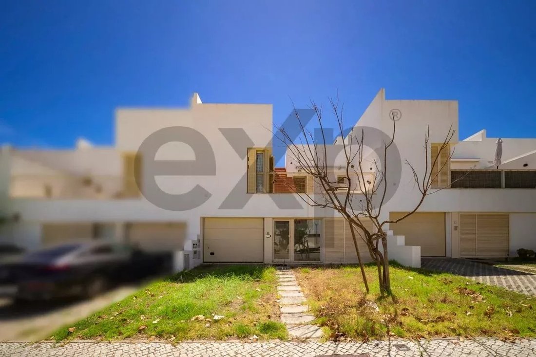 Townhouse in Moncarapacho, Algarve, Portugal 1 - 18432551