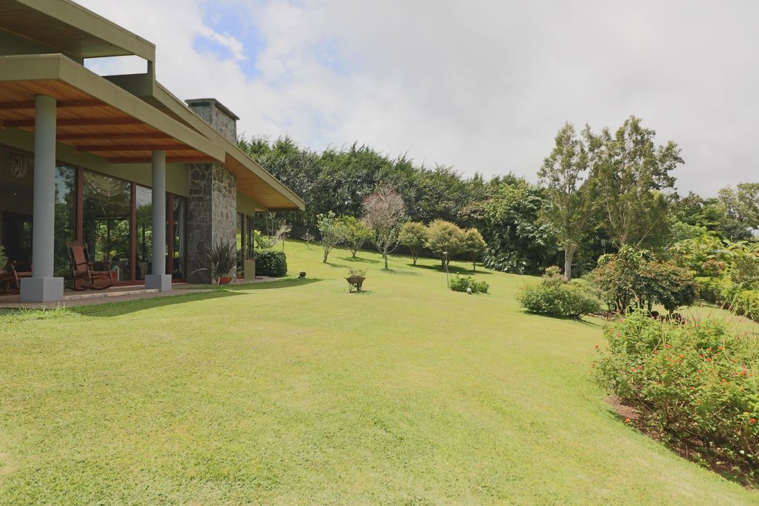 House in Santa Cecilia, Heredia Province, Costa Rica 2 - 18531646