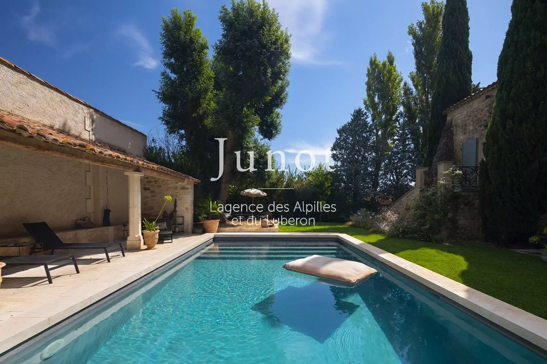 Country House in Maussane-les-Alpilles, Provence-Alpes-Côte d'Azur, France 3 - 18526670