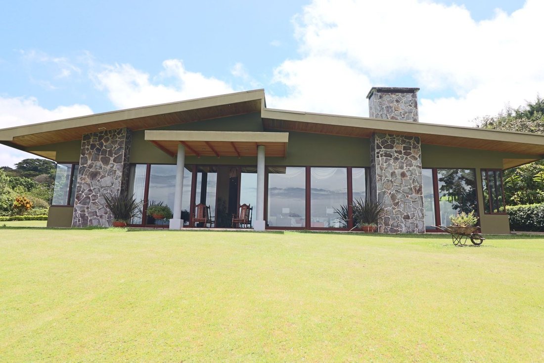 House in Santa Cecilia, Heredia Province, Costa Rica 1 - 18531646