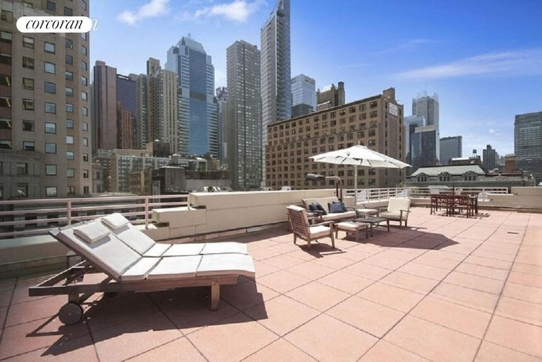 Condo in New York, New York, United States 1 - 17398389
