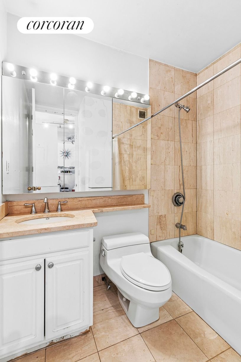 Condo in New York, New York, United States 5 - 17398389