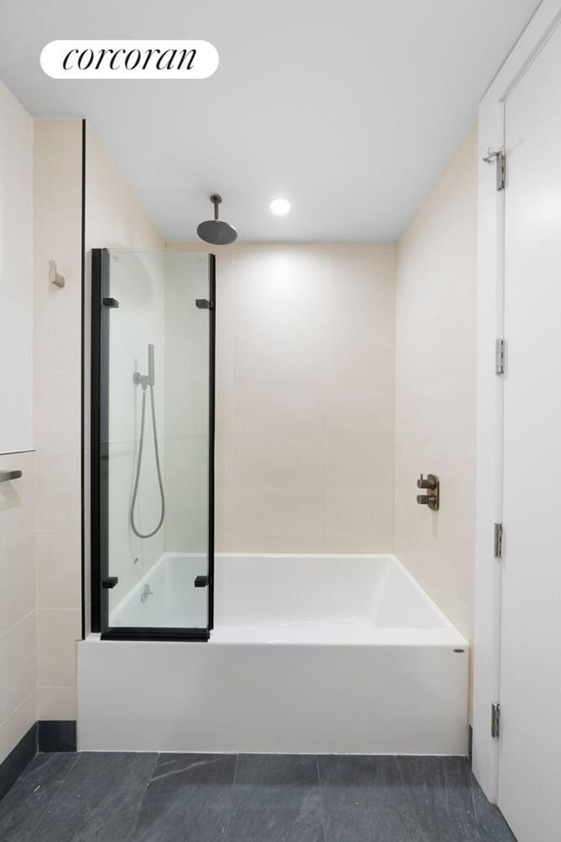 Condo in New York, New York, United States 5 - 18478958