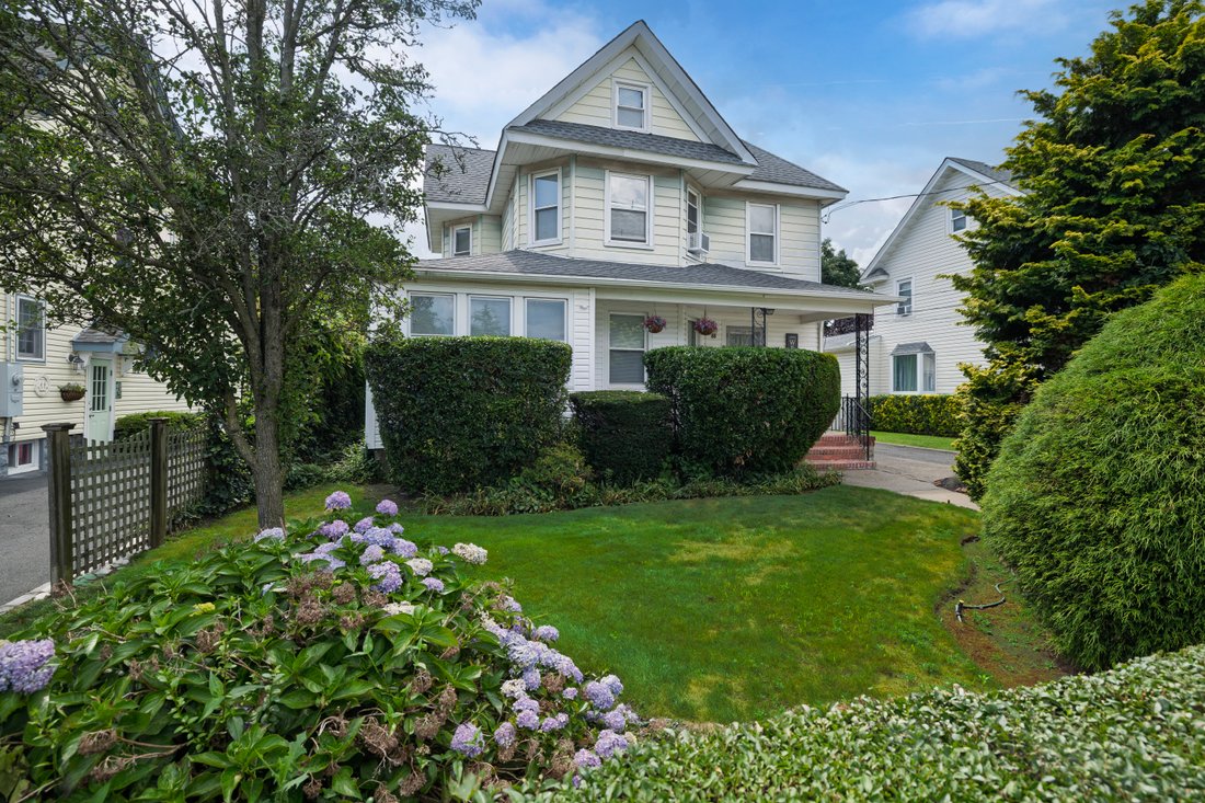 House in Rockville Centre, New York, United States 2 - 18531816