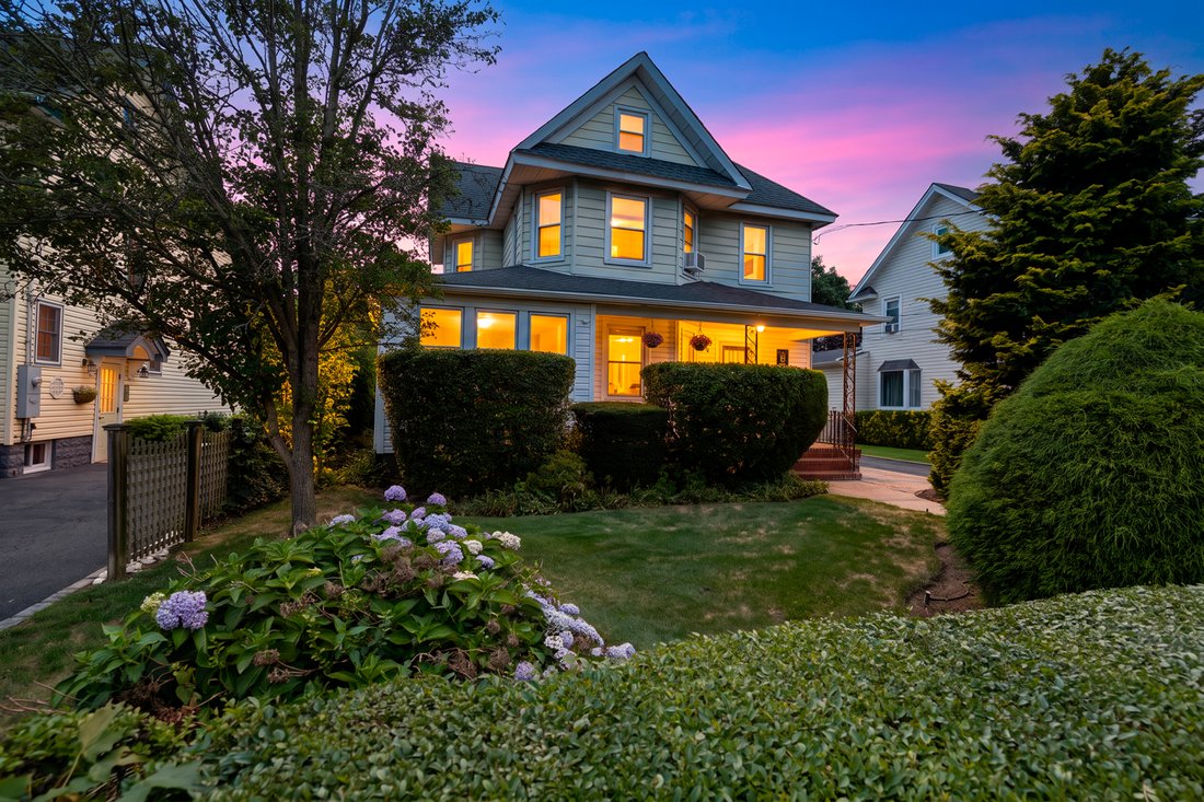 House in Rockville Centre, New York, United States 1 - 18531816