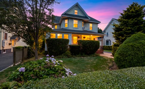 Apartment in Rockville Centre, New York, United States 1