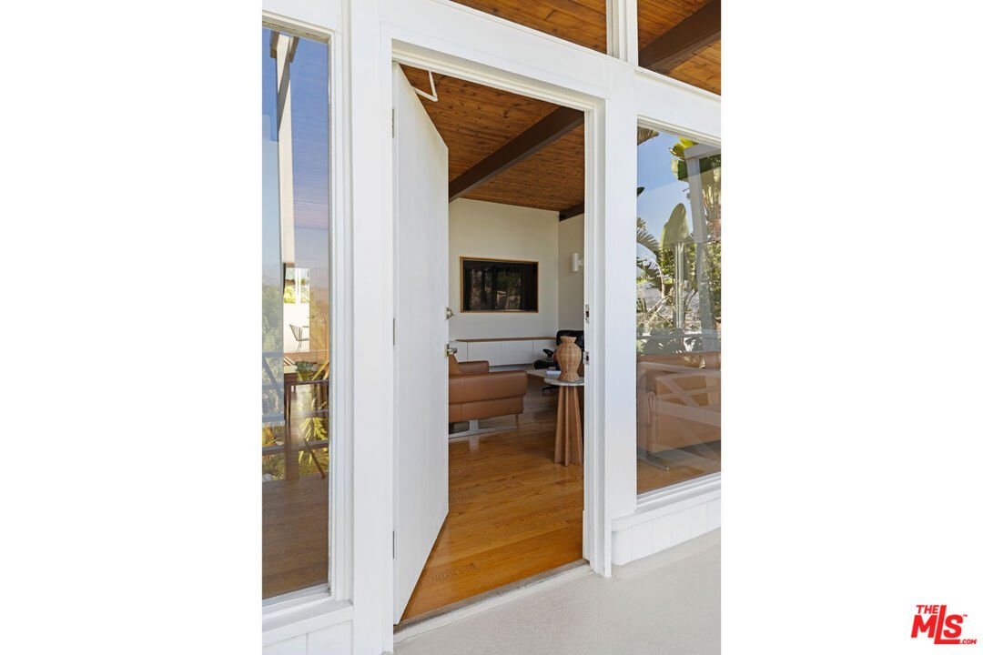 House in Glendale, California, United States 4 - 18531827