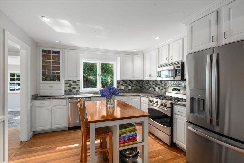 House in Milton, Massachusetts, United States 3 - 18482637