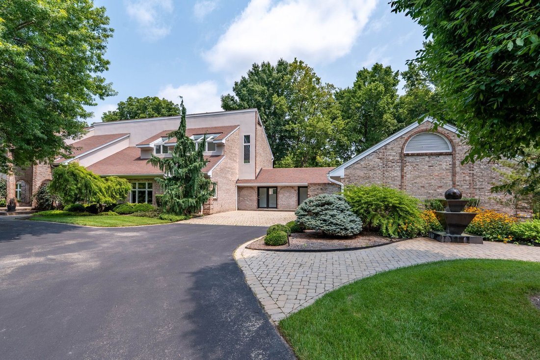 House in Watterson Park, Kentucky, United States 3 - 18507926