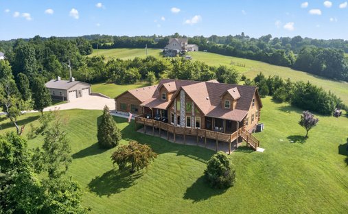 House in Harrodsburg, Kentucky, United States 1