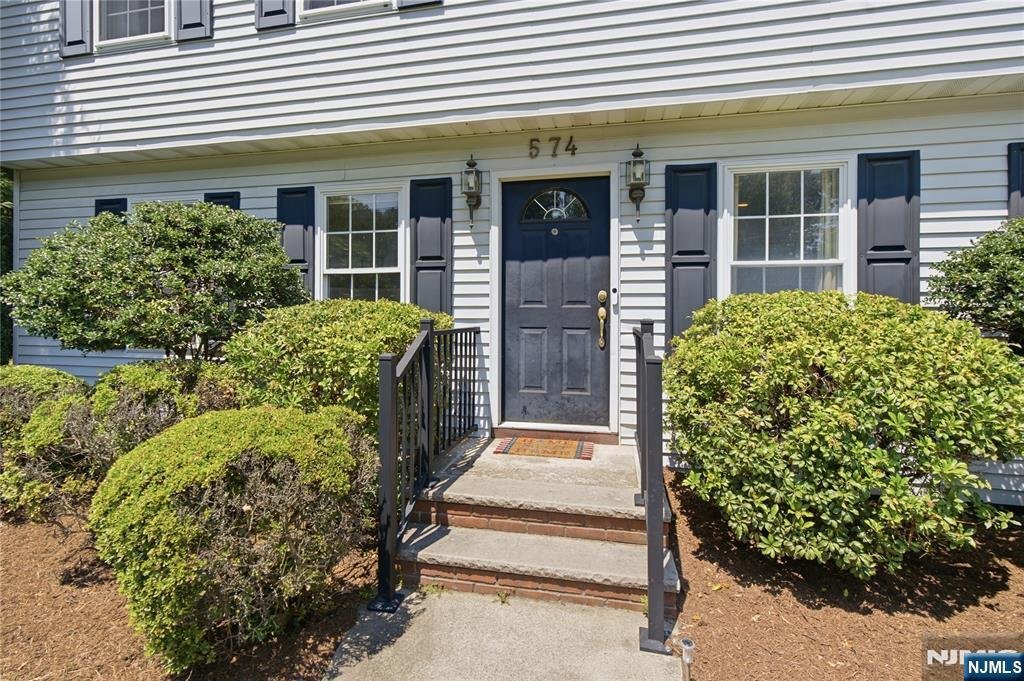 House in River Vale, New Jersey, United States 3 - 18532434