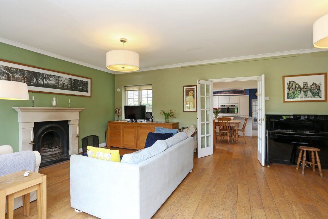 House in Ascot, England 2 - 18533201