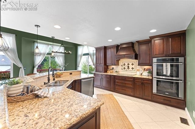 House in Colorado Springs, Colorado, United States 4 - 17871043