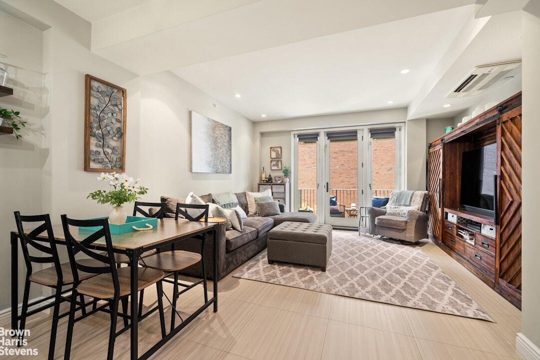 Condo in New York, New York, United States 1 - 18535692