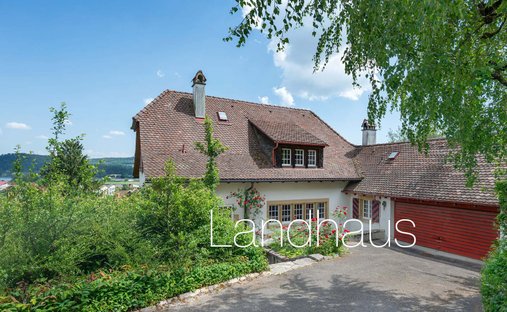 Maison à Cerlier, Berne, Suisse 1