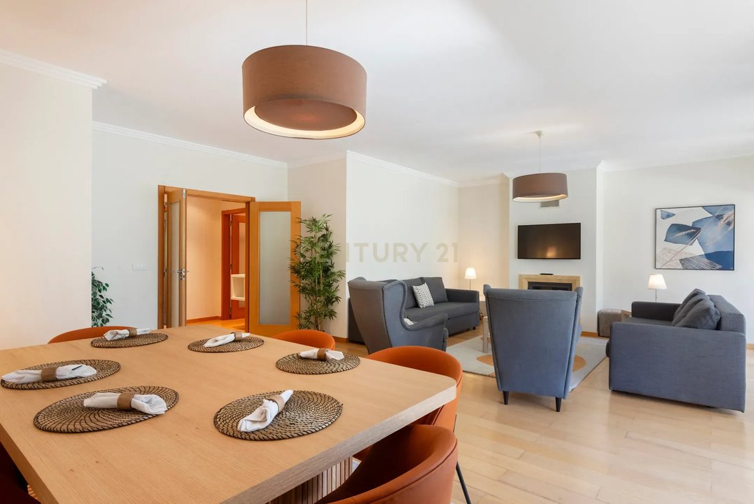 Apartment in Paco de Arcos, Lisbon, Portugal 1 - 18535734